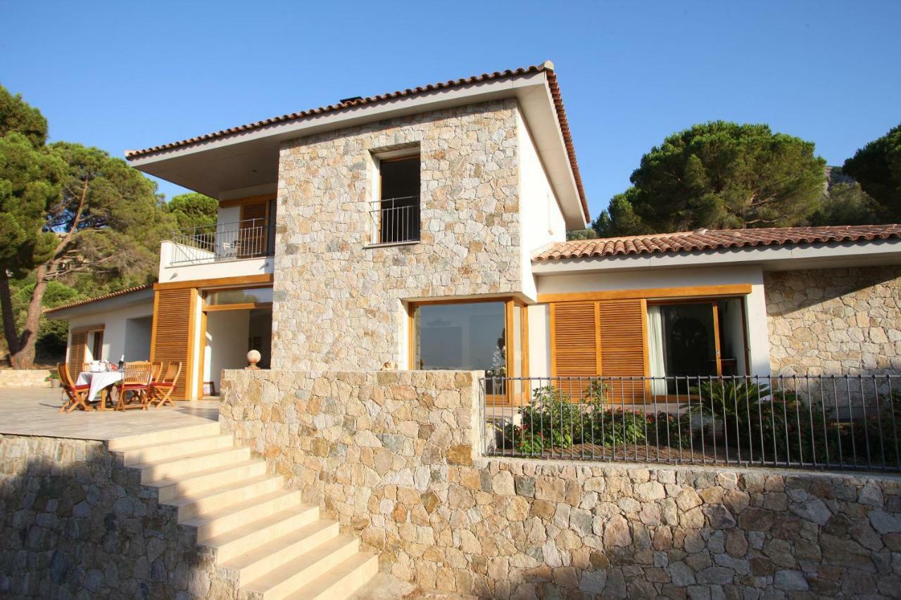 La Ghisonaise Maison D'Hotes กาลวี ภายนอก รูปภาพ